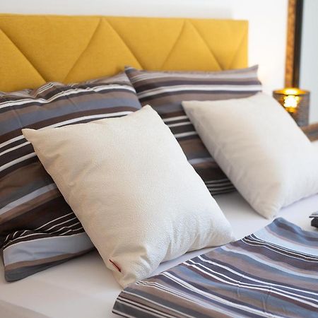 Rooms Salvia เซรส ภายนอก รูปภาพ