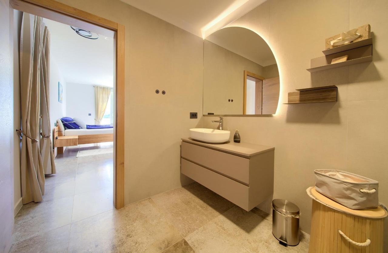 Rooms Salvia เซรส ภายนอก รูปภาพ